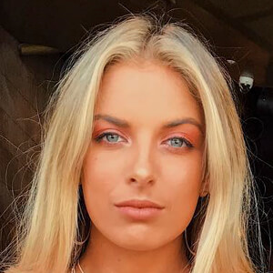 Hannah Perera image 13