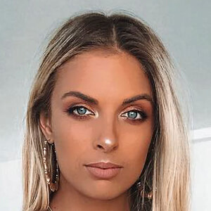 Hannah Perera image 8