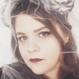 Hannah Queen image 3