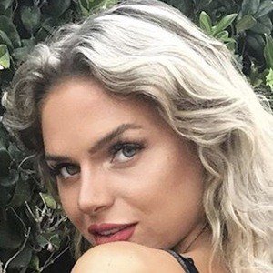 Hannah Sanders, 27 (Instagram Star)