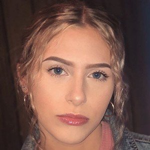 Hannah Simpson image 3