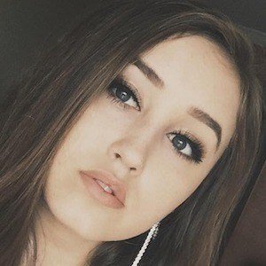 Hannah Stone (2000 - 2017) (YouNow Star)