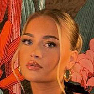 Ханнах Тооле image 7