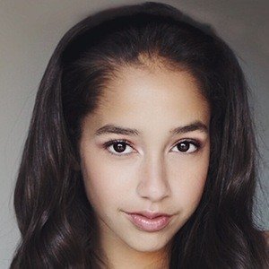 Hannah Webb, 20 (Dancer)