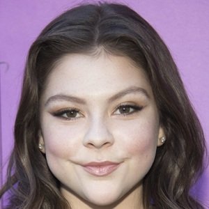 Hannah Zeile, 27 (Actrice de télévision)