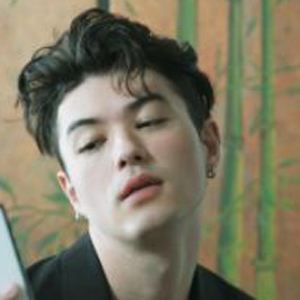 hantaraki, 29 (TikTok Star)