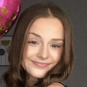 hanz.louise, 23 (TikTok明星)