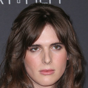 Hari Nef image 3