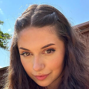 Harrie Silver, 30 (TikTok Star)