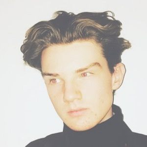 Harry Gardner, 25 (Pop Singer)