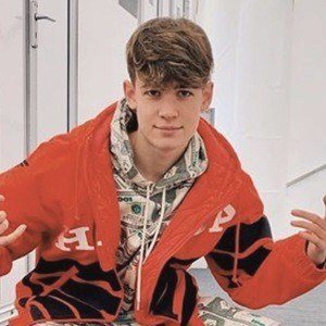 Harvey Mills, 22 (Pop Singer)