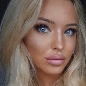 Hayley Purcell, 31 (Instagram Star)