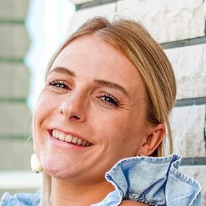 Healthy Mandy, 31 (TikTok Star)