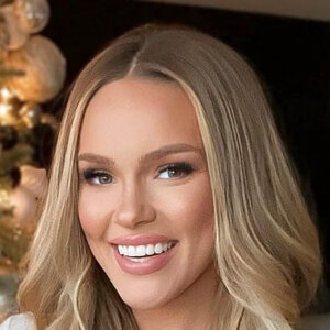 Heather Kuntz, 35 (Blogger)