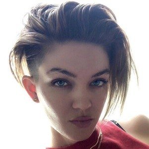 Heather Symmes, 39 (Instagram Star)