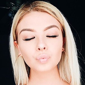 Heaven Leigh image 3