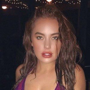 Heidi Hoback, 31 (Instagram Star)