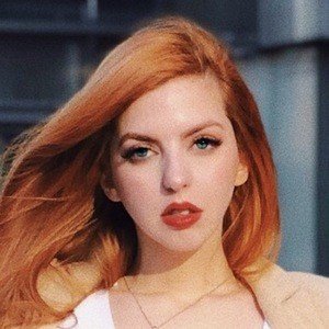 Helen Grube, 35 (Star d'Instagram)