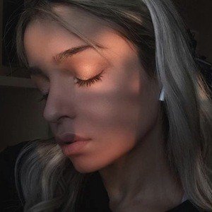 HelenaLive, 29 (Twitch-ster)