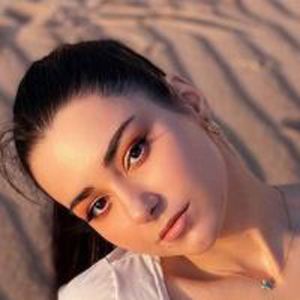 Helga Lovekaty, 33 (Instagram明星)