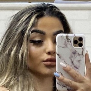 Helia Milani image 5