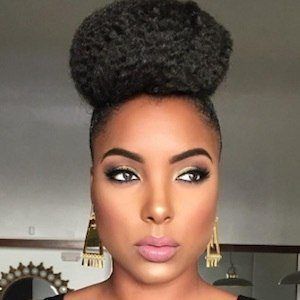 Hencha Voigt image 8