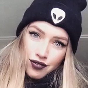 Henriette Kjormo, 28 (TikTok Star)
