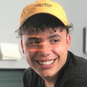 HeyItsDennis image 3