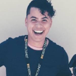 HeyItsDennis image 4