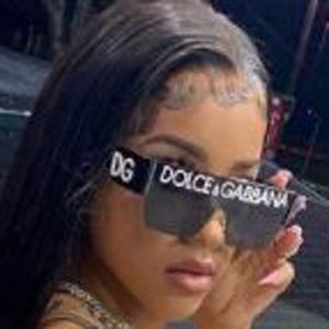 Hey.lexie, 24 (YouTube Star)