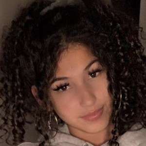 highkeyalina image 4