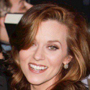 Hilarie Burton image 5