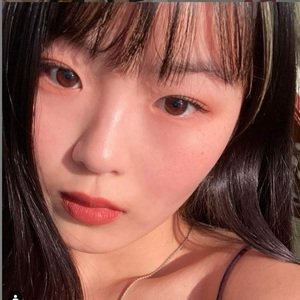 Hina Yoshihara, 24 (Dancer)