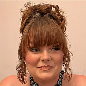 Hollie French, 34 (TikTok明星)