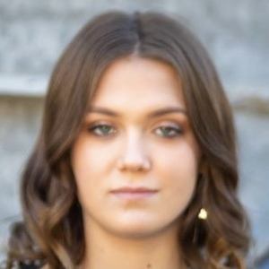 Holly Beck, 22 (TikTok Star)