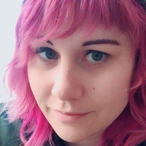 Holly Conrad image 7