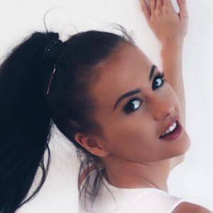 Celebrities born on October 17