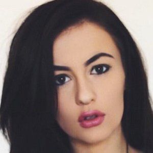 Holly H, 29 (Звезда Тиктока)