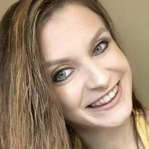 Holly Lynn, 28 (TikTok Star)