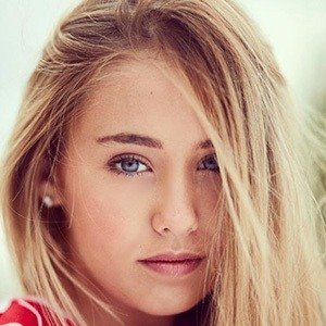 Hollyjboo, 21 (Danser)