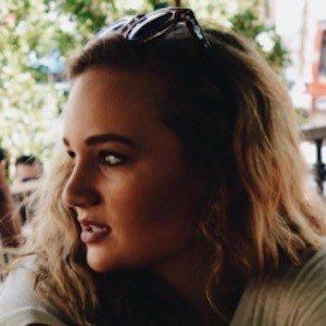 Hollyn, 28 (Gospel Singer)