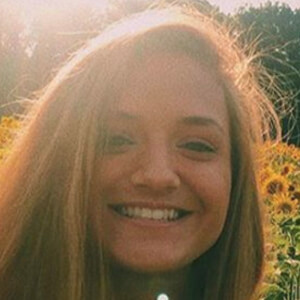 Hope Ayres-Schulz, 24 (TikTok Star)