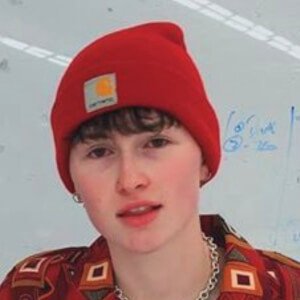 Hope Bridgers, 24 (TikTok明星)