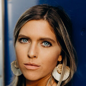 Hope Lavine image 5
