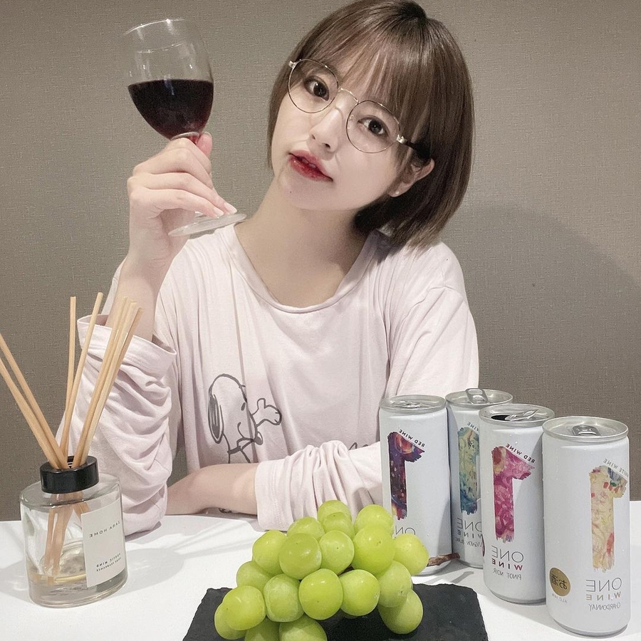 Hotaru Komori, 29 (TikTok明星)