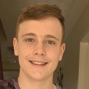 Hotchy, 21 (Estrella de YouTube)