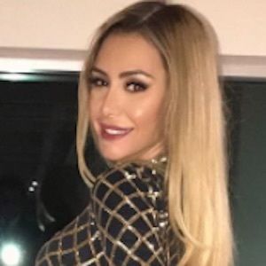 Houda Hourani, 40 (化妆师)