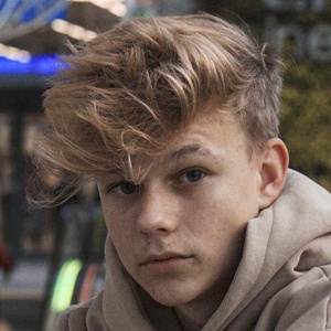 Hugo Obrador image 2