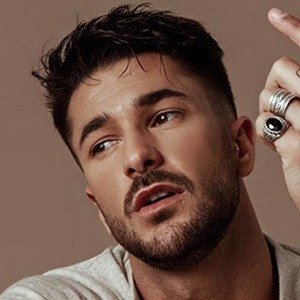 Hugo Paz, 33 (現實之星)