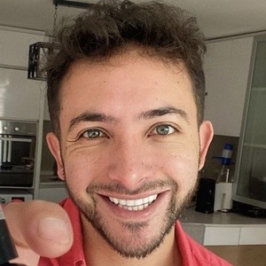 Hugo Valencia image 5